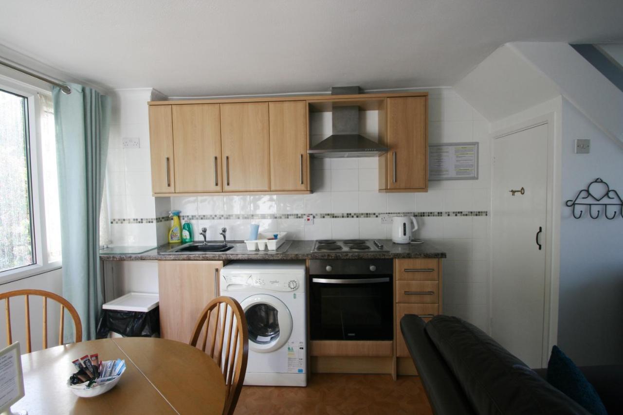 Freshwater Bay Holiday Cottages Pembroke Exteriör bild
