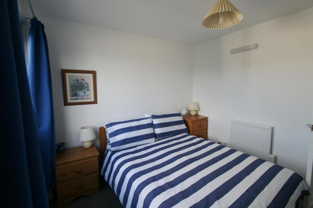 Freshwater Bay Holiday Cottages Pembroke Exteriör bild