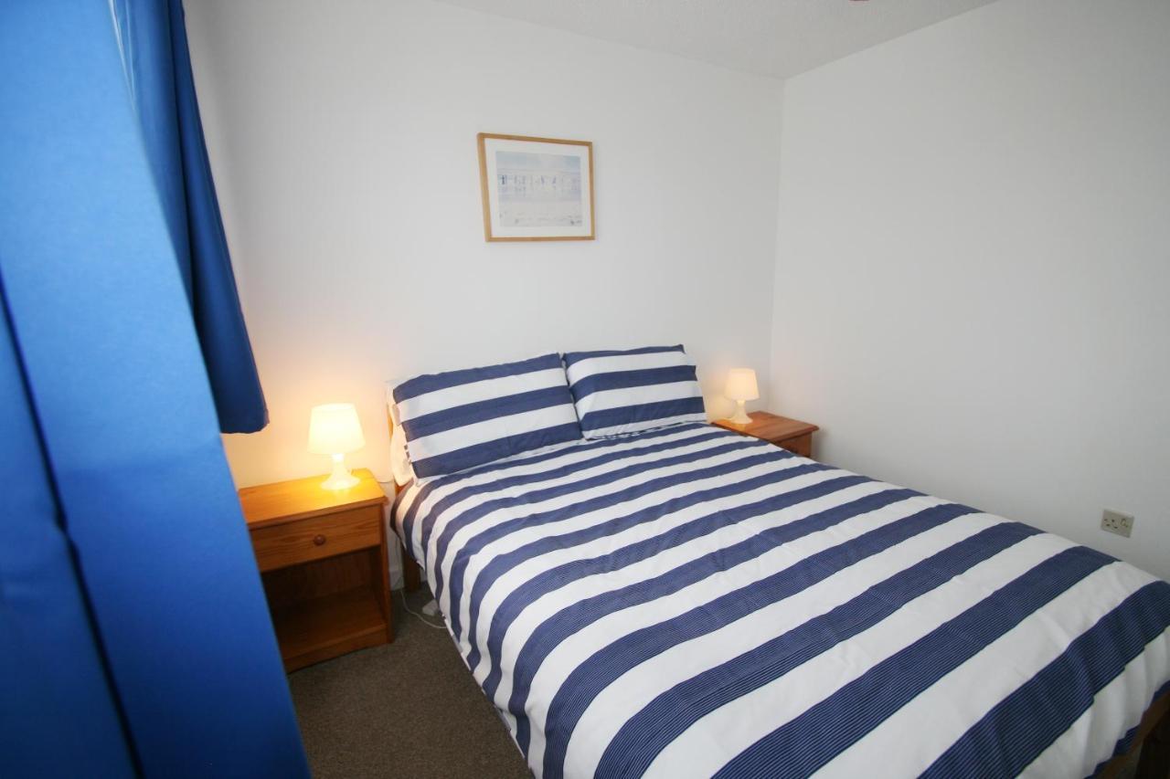 Freshwater Bay Holiday Cottages Pembroke Exteriör bild