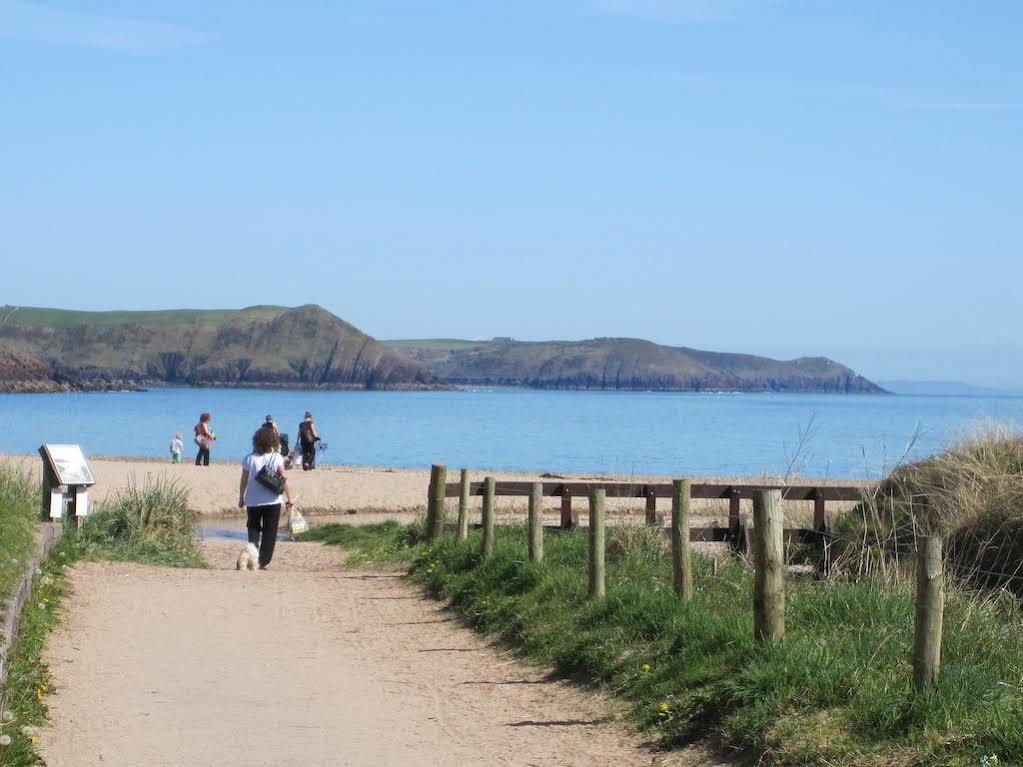 Freshwater Bay Holiday Cottages Pembroke Exteriör bild