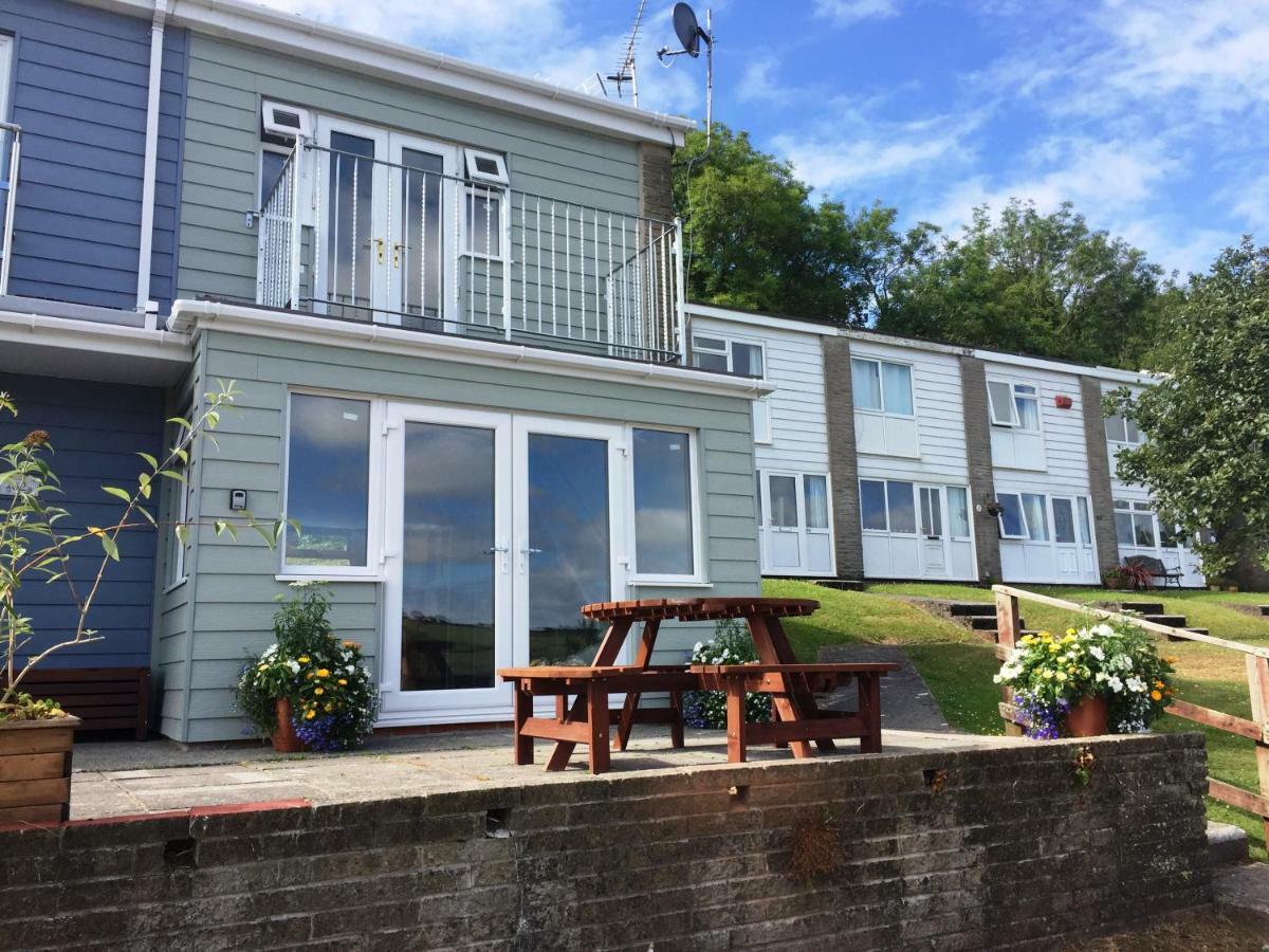 Freshwater Bay Holiday Cottages Pembroke Exteriör bild